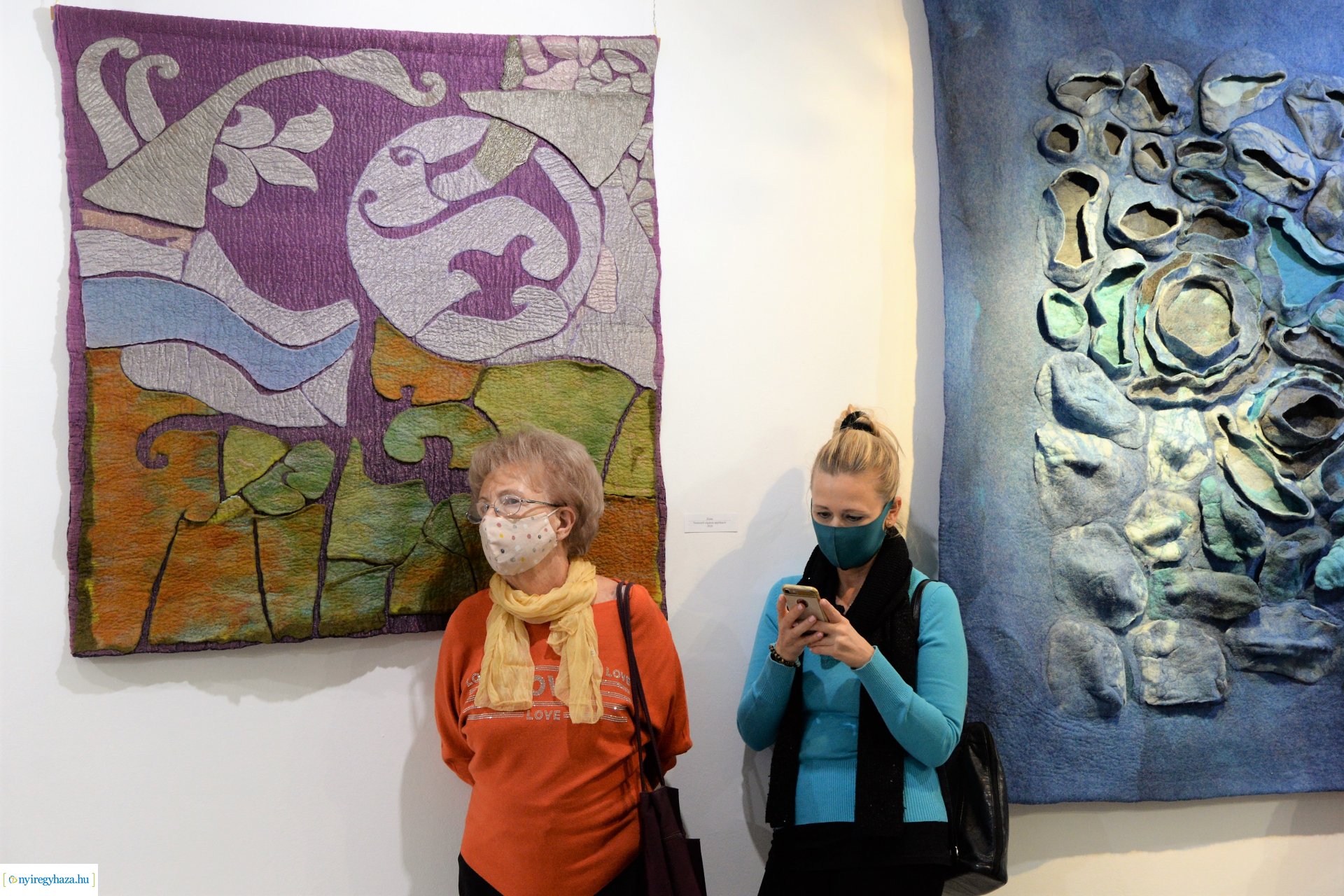 Időtlenség - Tóth Lívia DLA textilművész kiállítása