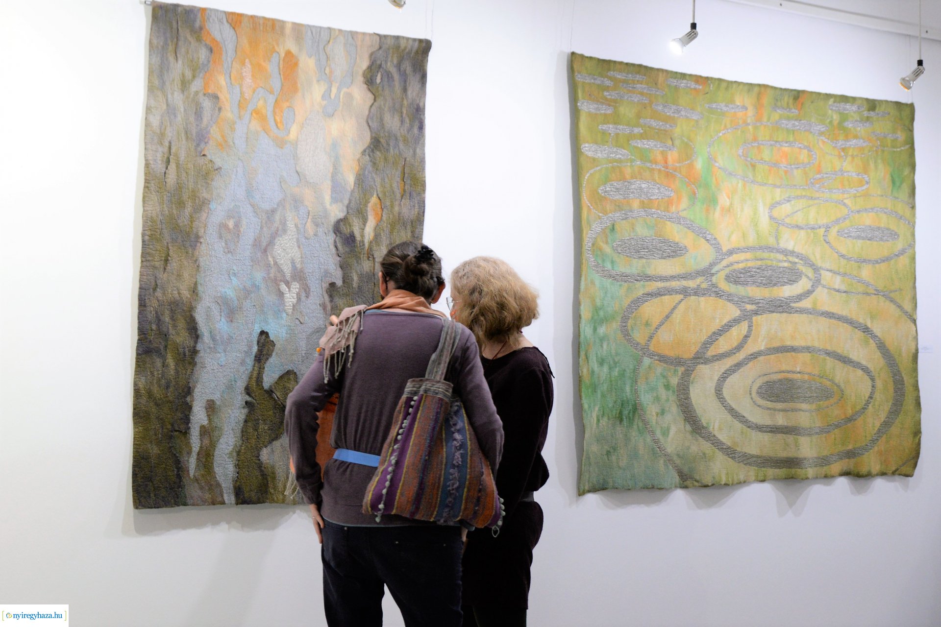 Időtlenség - Tóth Lívia DLA textilművész kiállítása