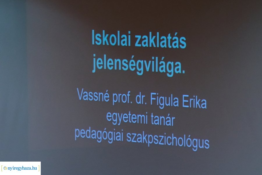 Ifjúság konferencia az egyetemen
