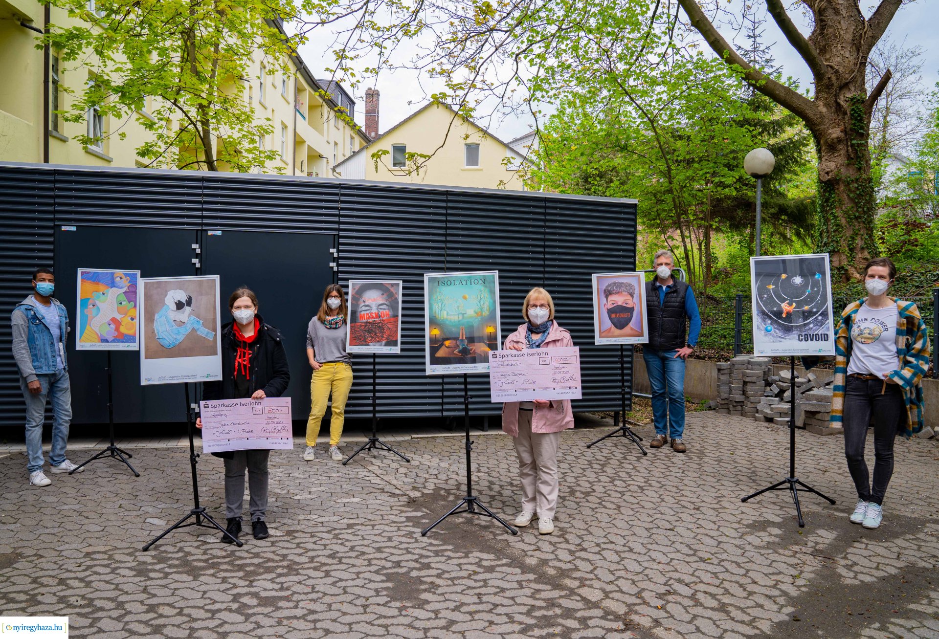 Ifjúság Koronaidőben (Fotók: Iserlohn város, digitalizált pályamunkák)