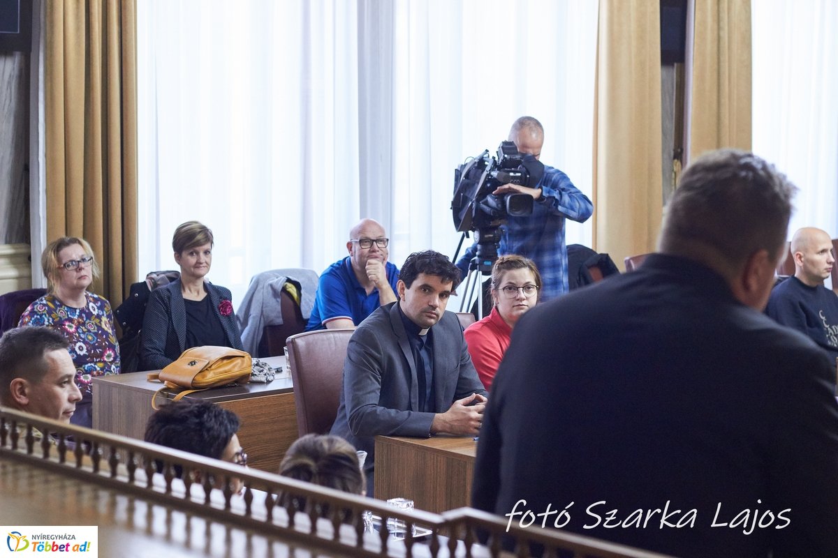 Ifjúsági kerekasztal 20191126