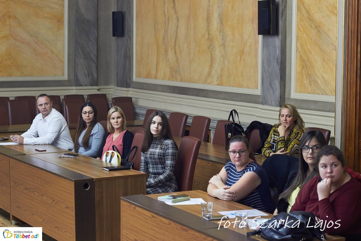 Ifjúsági kerekasztal 20191126