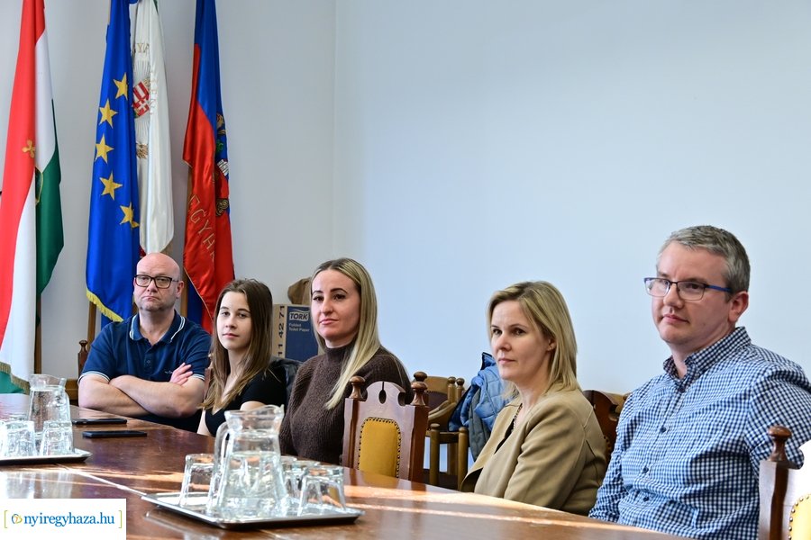 Ifjúsági kerekasztal 240206