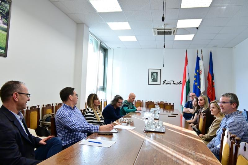 Ifjúsági kerekasztal 240206