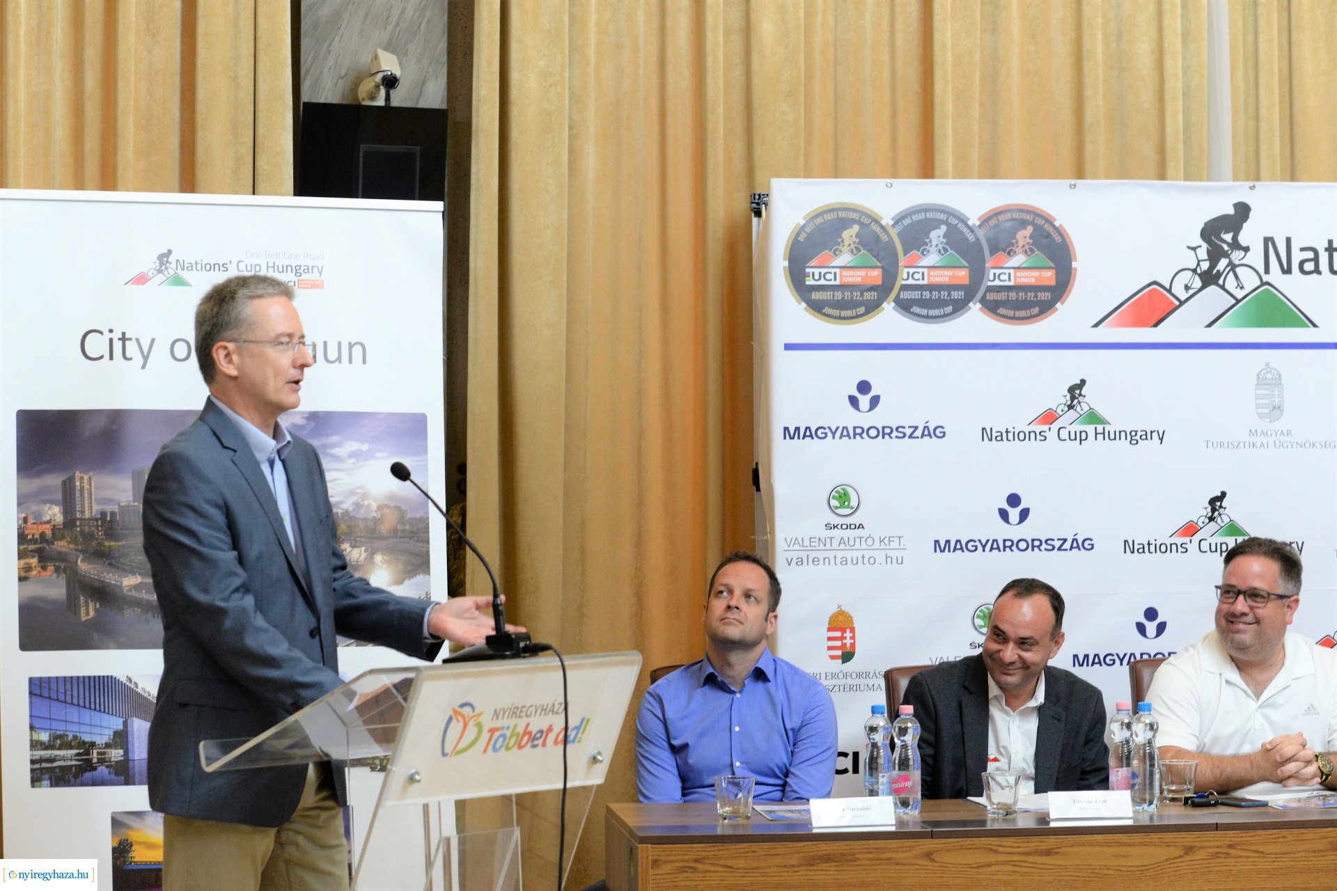 Ifjúsági Világkupa kerékpárverseny sajtótájékoztatója