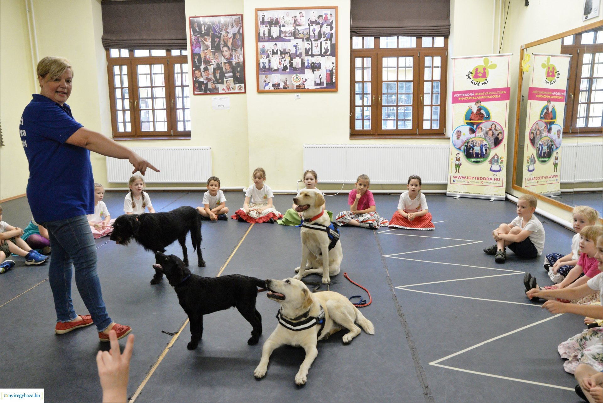 "Így tedd rá!" néptánc hét a Kölyökvárban