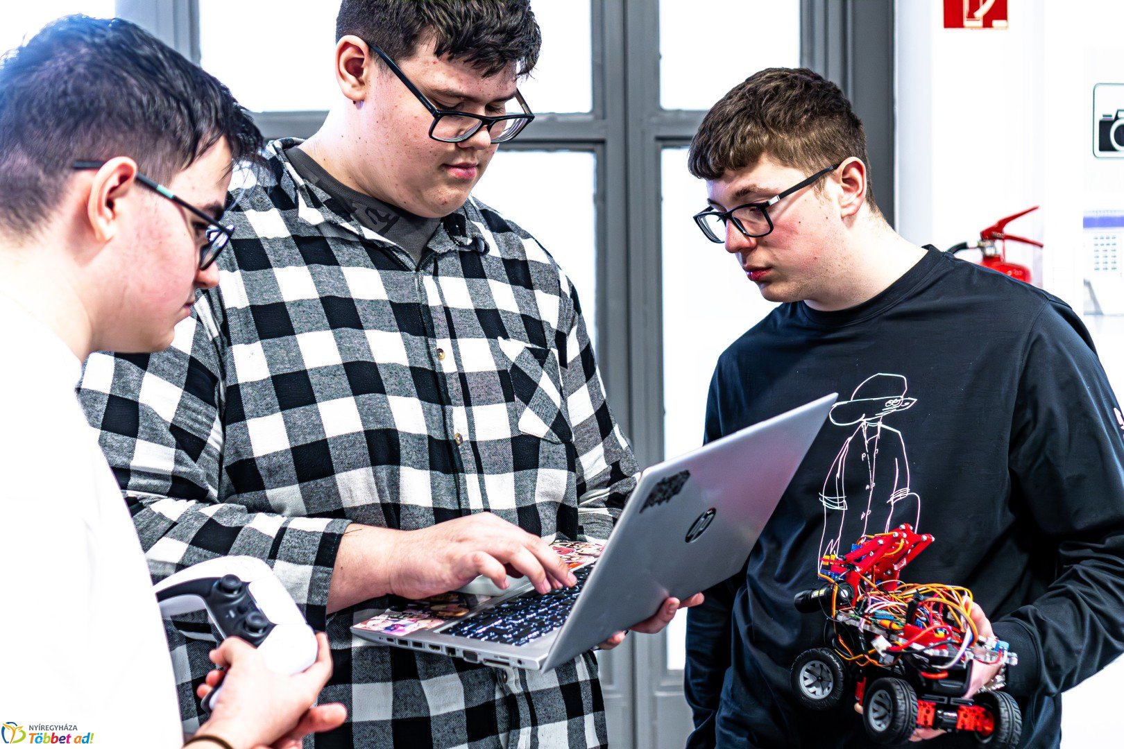 II. DKC ADVANCED robot verseny a Nyíregyházi Digitális Tudásközpontban