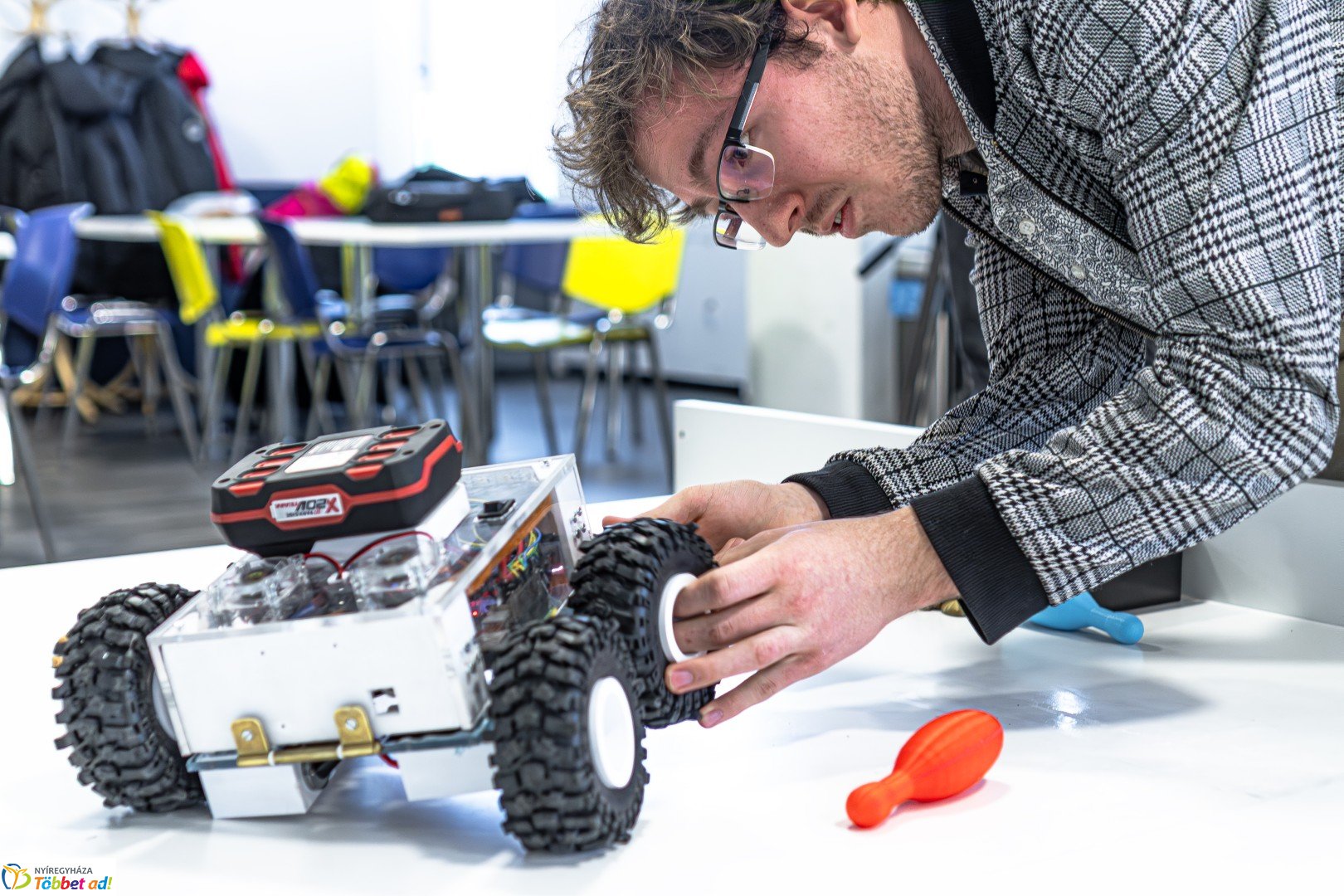 II. DKC ADVANCED robot verseny a Nyíregyházi Digitális Tudásközpontban