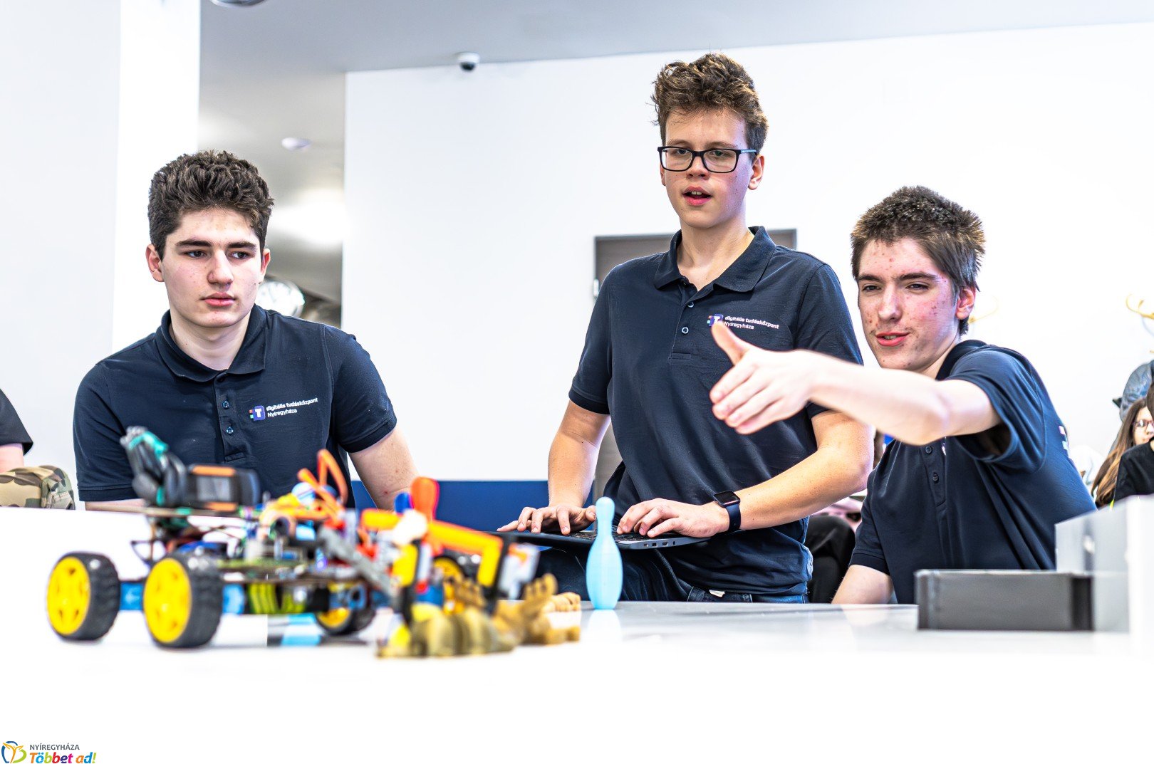 II. DKC ADVANCED robot verseny a Nyíregyházi Digitális Tudásközpontban