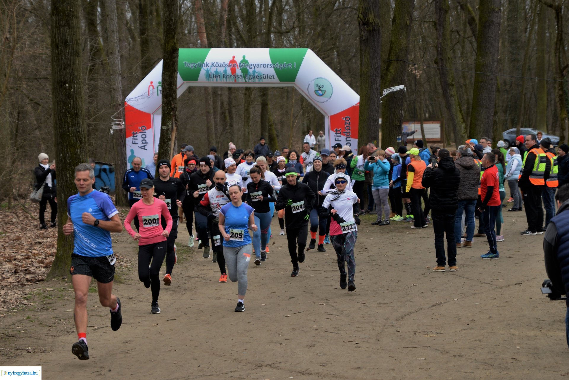 III. Ápolók és gondozók futása