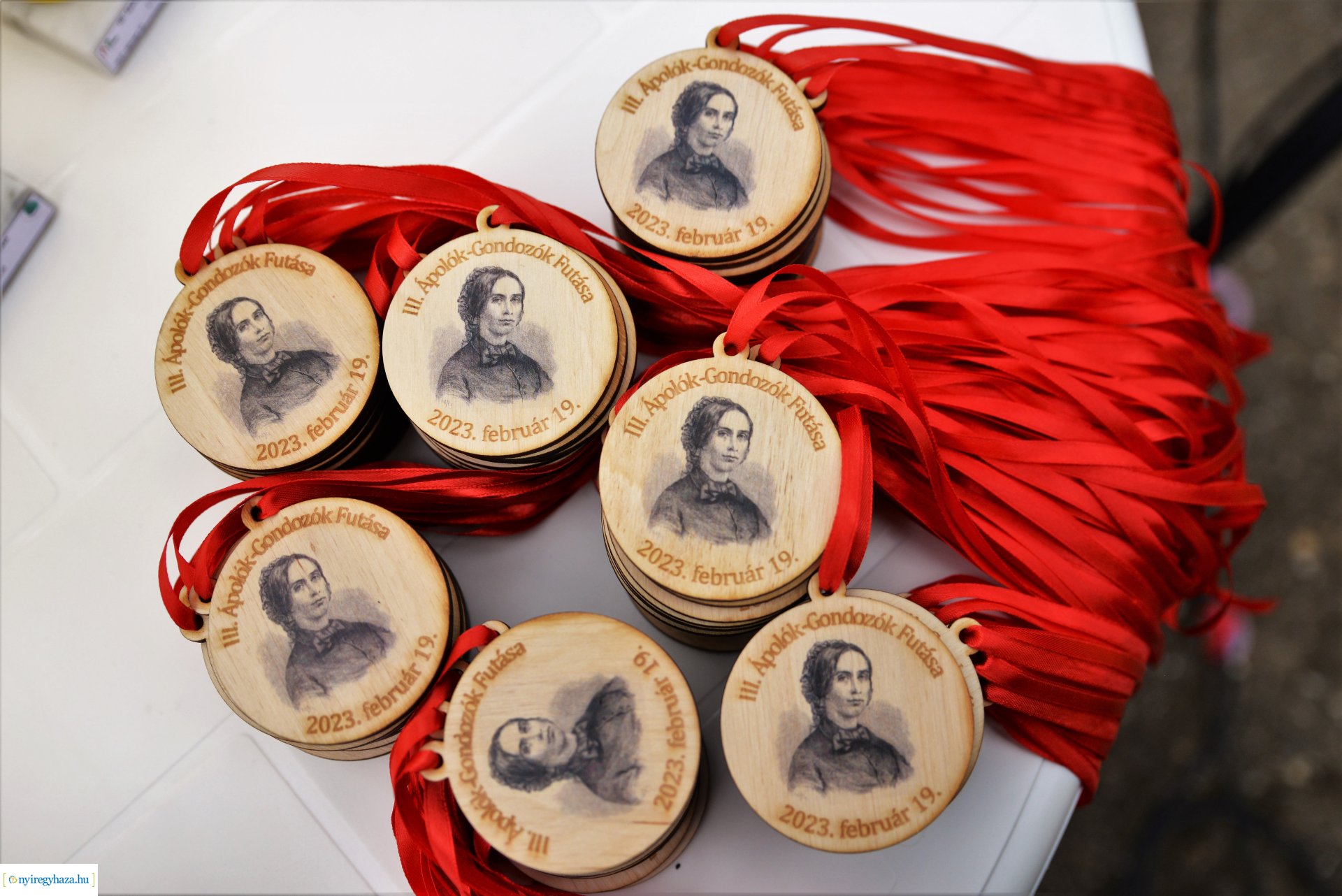 III. Ápolók és gondozók futása