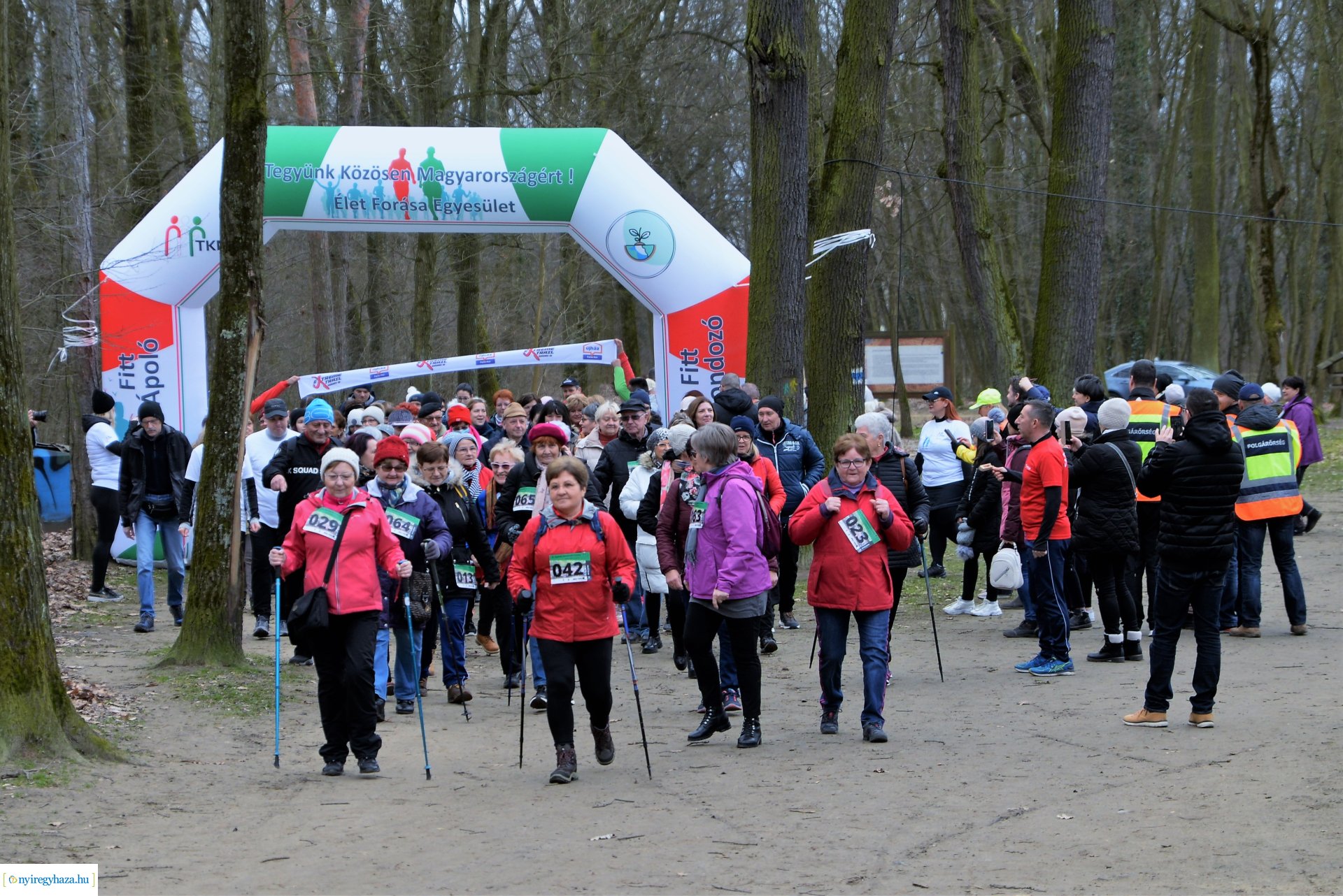 III. Ápolók és gondozók futása