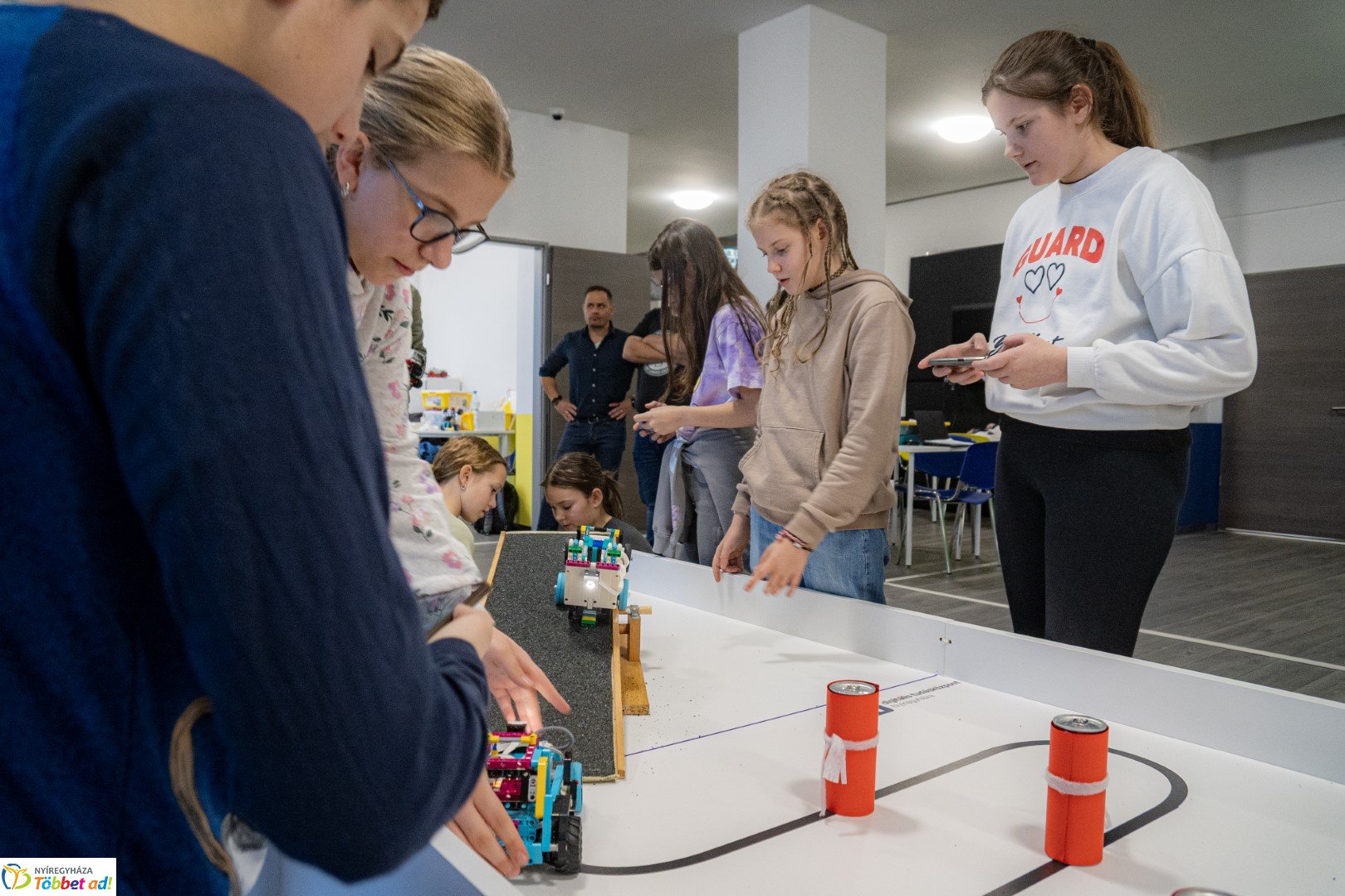 III. DKC Robotika verseny a Nyíregyházi Digitális Tudásközpontban