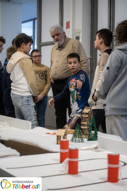 III. DKC Robotika verseny a Nyíregyházi Digitális Tudásközpontban