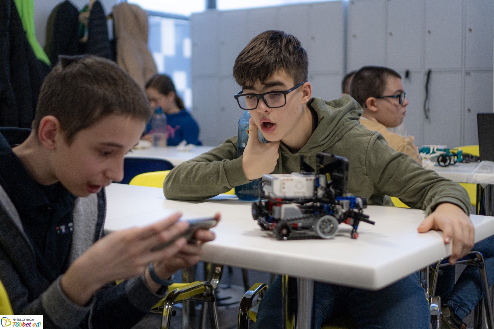 III. DKC Robotika verseny a Nyíregyházi Digitális Tudásközpontban