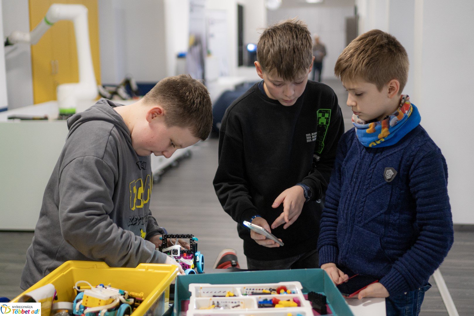 III. DKC Robotika verseny a Nyíregyházi Digitális Tudásközpontban
