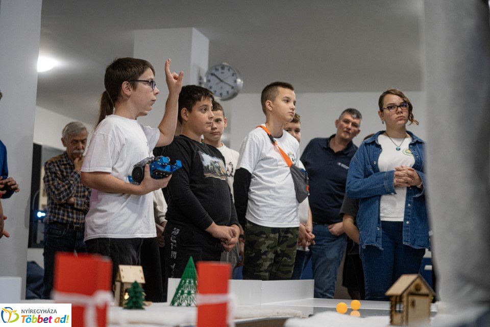 III. DKC Robotika verseny a Nyíregyházi Digitális Tudásközpontban