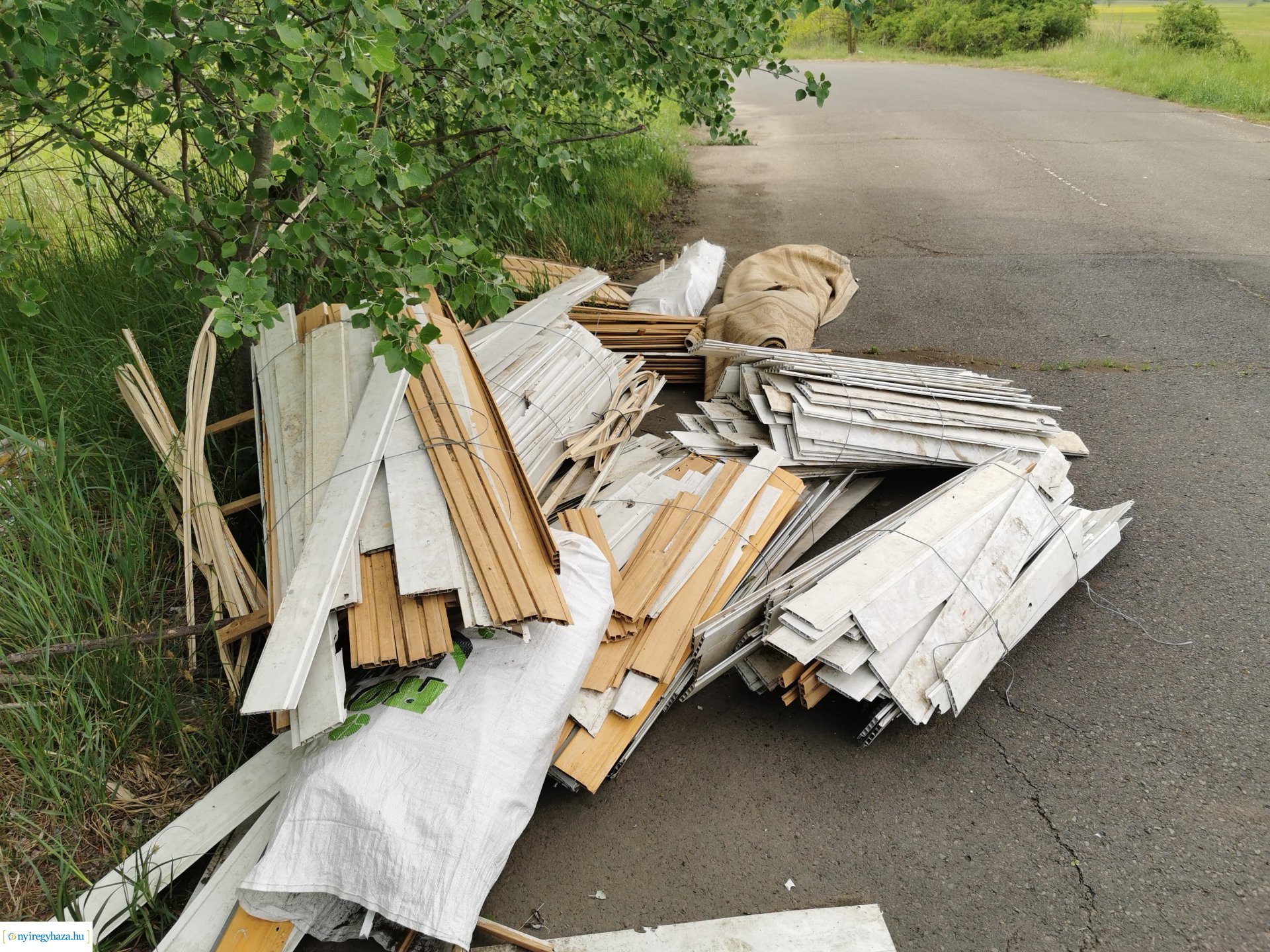 Illegális szemétlerakás