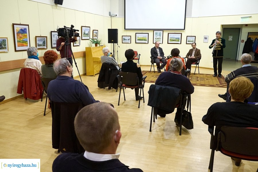 Ilyés Gábor kötetbemutatója a könyvtárban