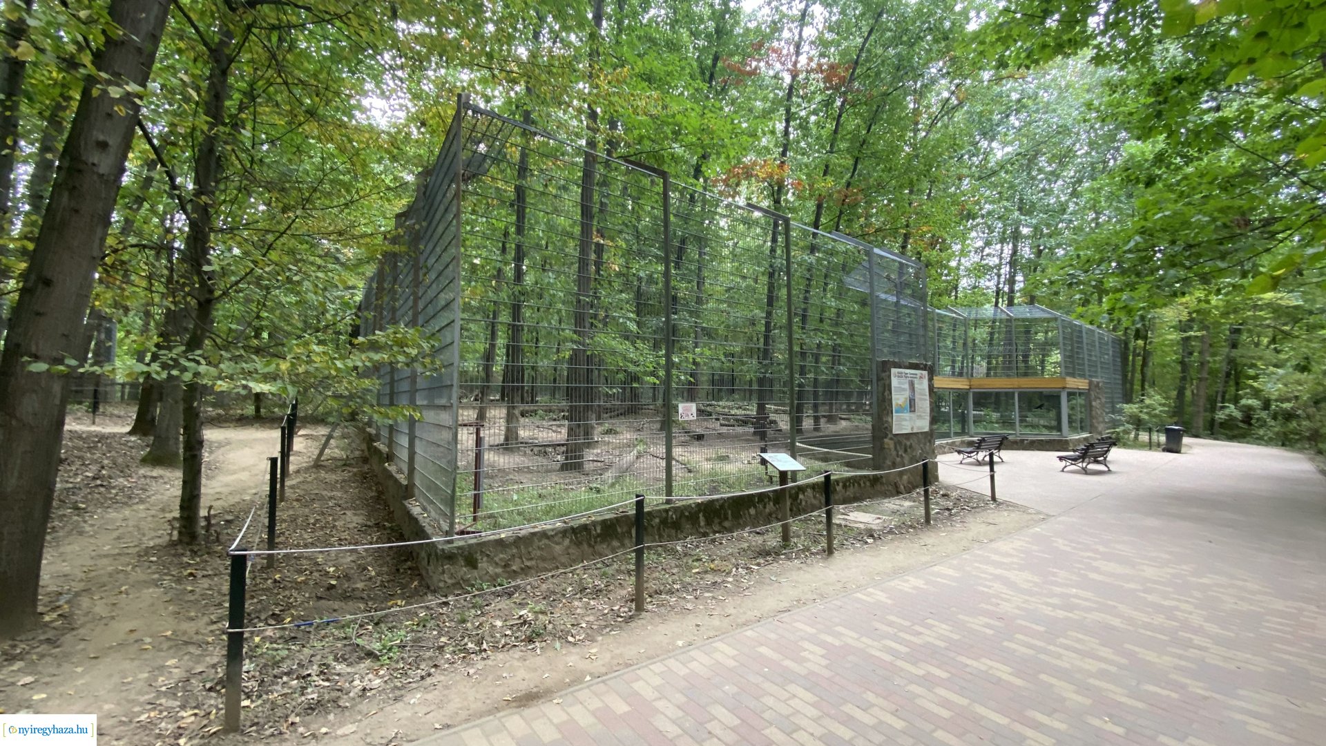 Indiai nagymacska kifutó építése a Nyíregyházi Állatparkban