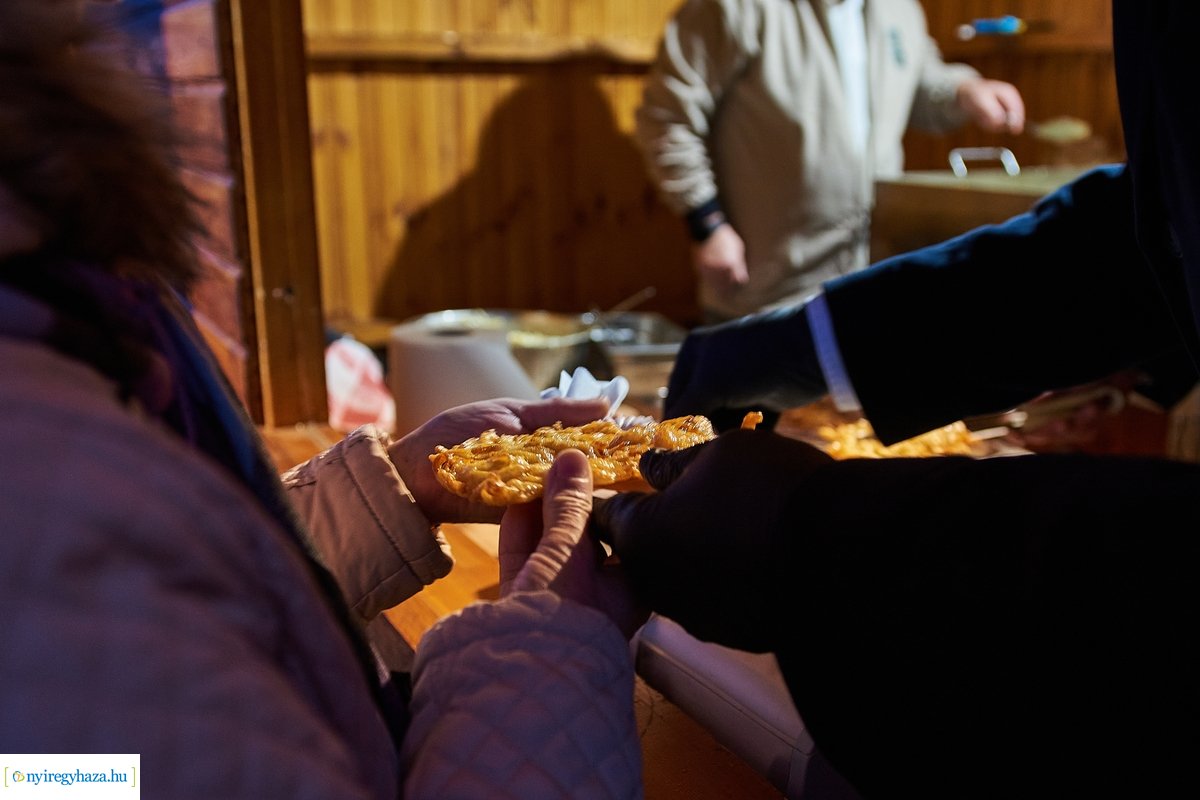 Ingyenes lapcsánka 20221201