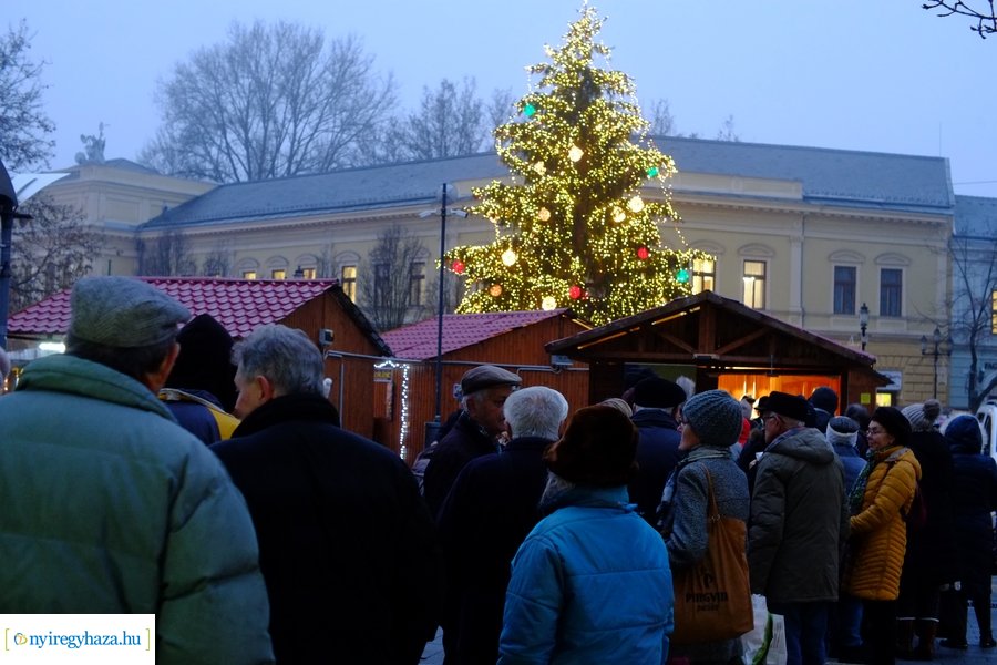 Ingyenes lapcsánka 20221215