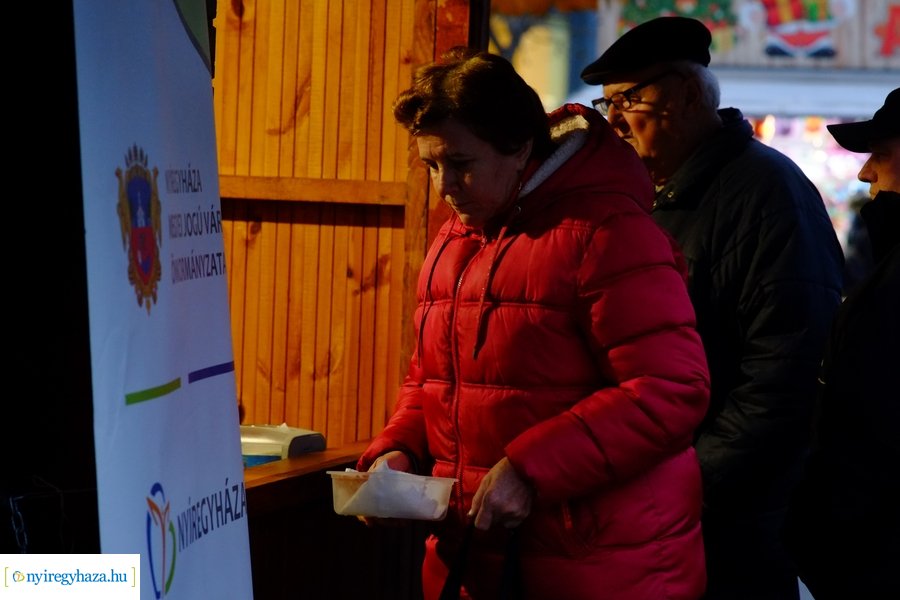 Ingyenes lapcsánka 20221215