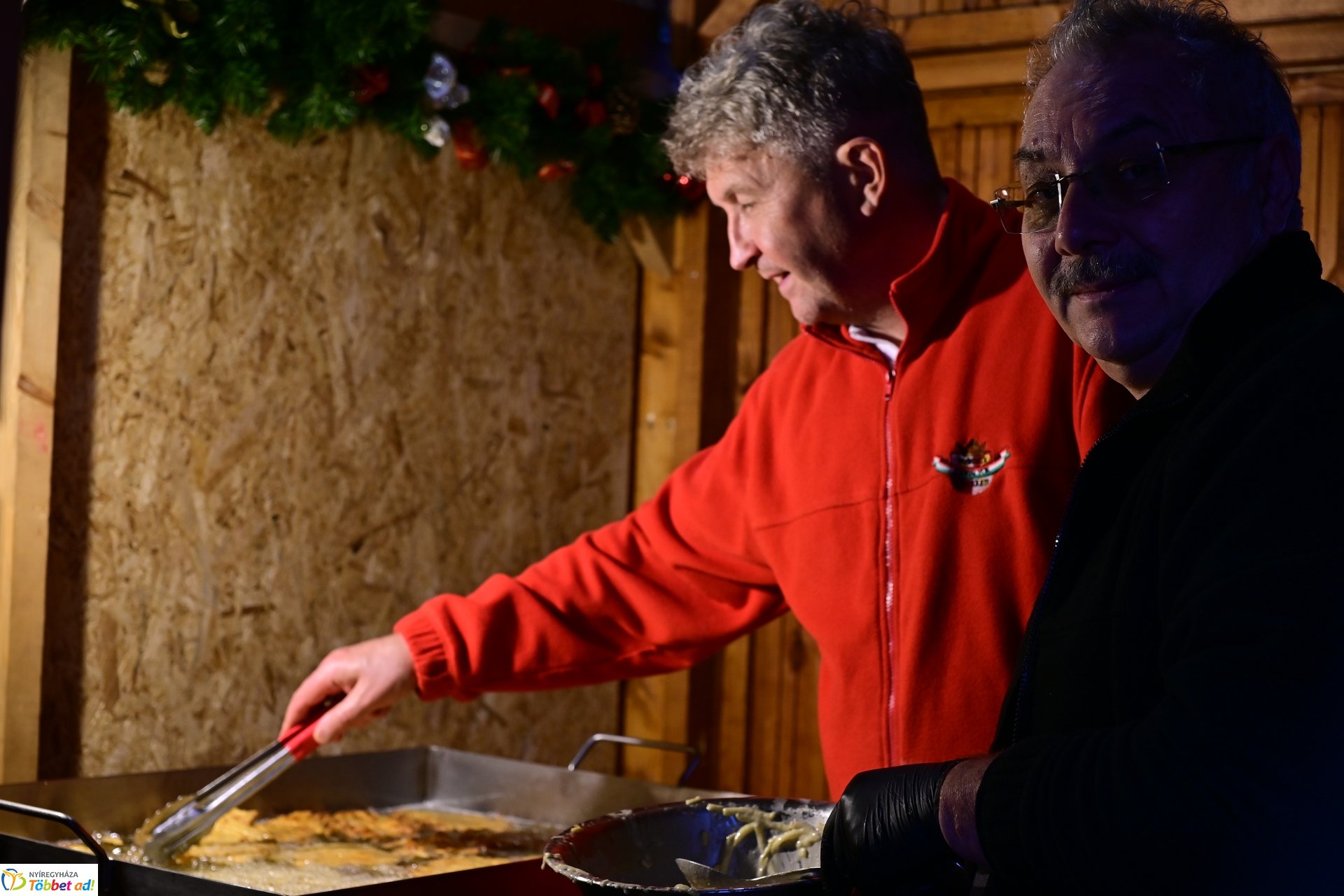Friss, ropogós ízletes! - Ismét lapcsánkával lepték meg a forgatag látogatóit 