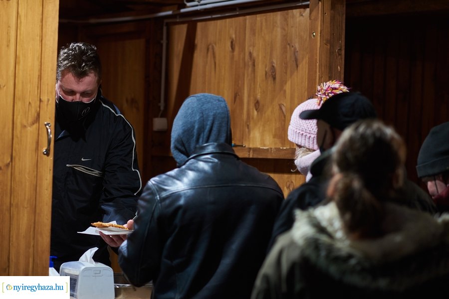 Ingyenes lapcsánka osztás 20211203