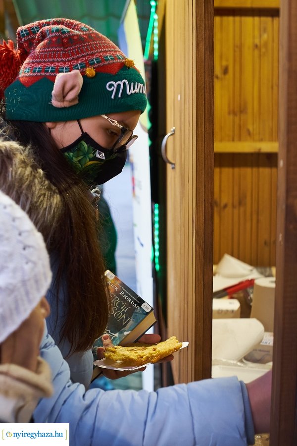 Ingyenes lapcsánka osztás 20211210