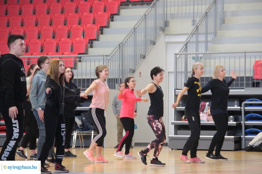 Ingyenes szűrések az Arénában 20230404