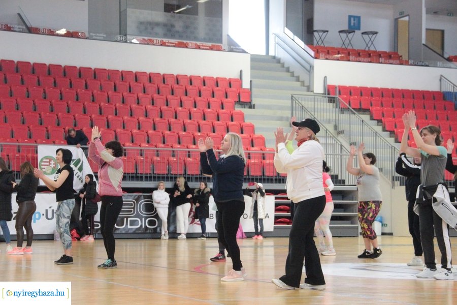 Ingyenes szűrések az Arénában 20230404