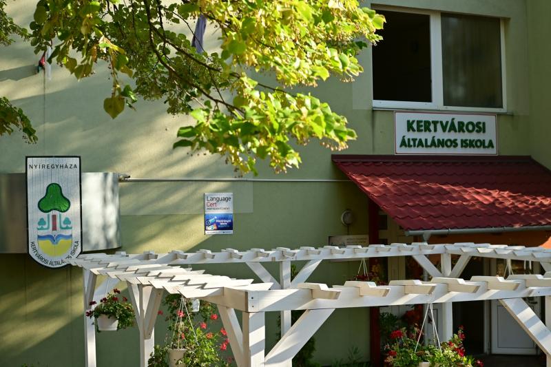 Ingyenes tanszercsomag osztás 2026 szeptemberében