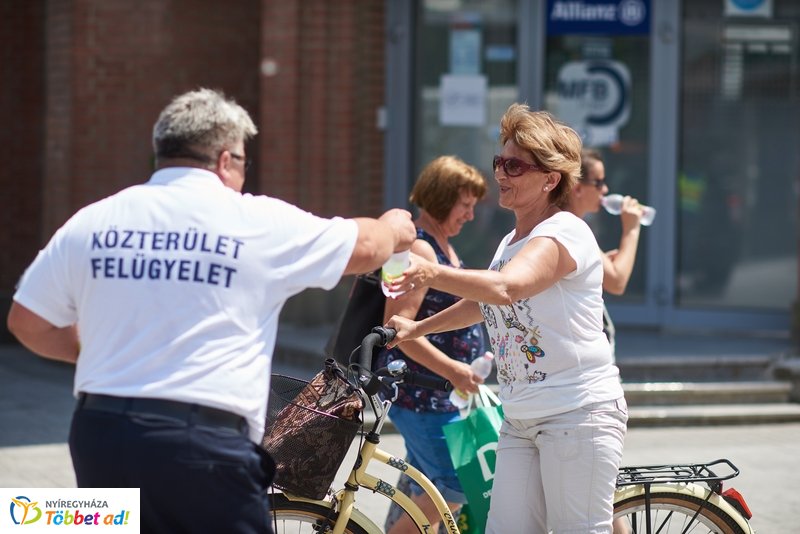 Ingyenes vízosztás 20190614