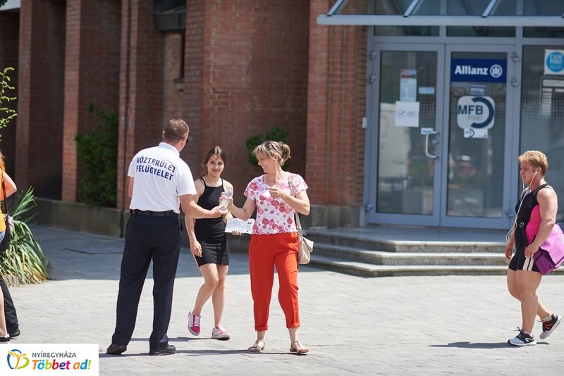 Ingyenes vízosztás 20190614