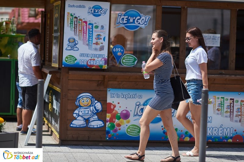 Ingyenes vízosztás 20190614