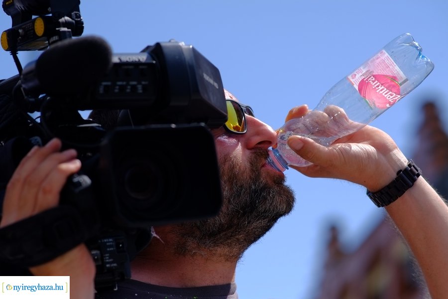 Ingyenes vízosztás 20230718