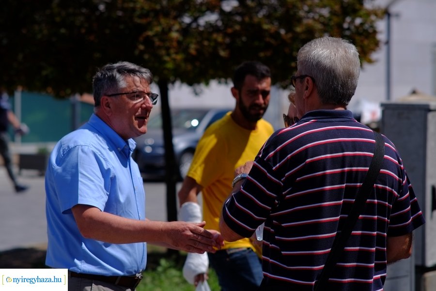 Ingyenes vízosztás 20230718