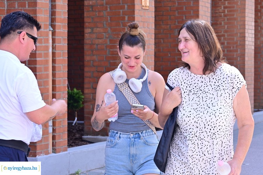 Ingyenes vízosztás 20240711