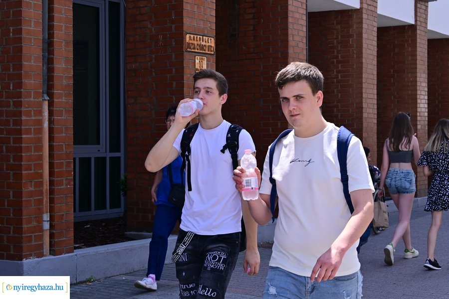 Ingyenes vízosztás 20240711