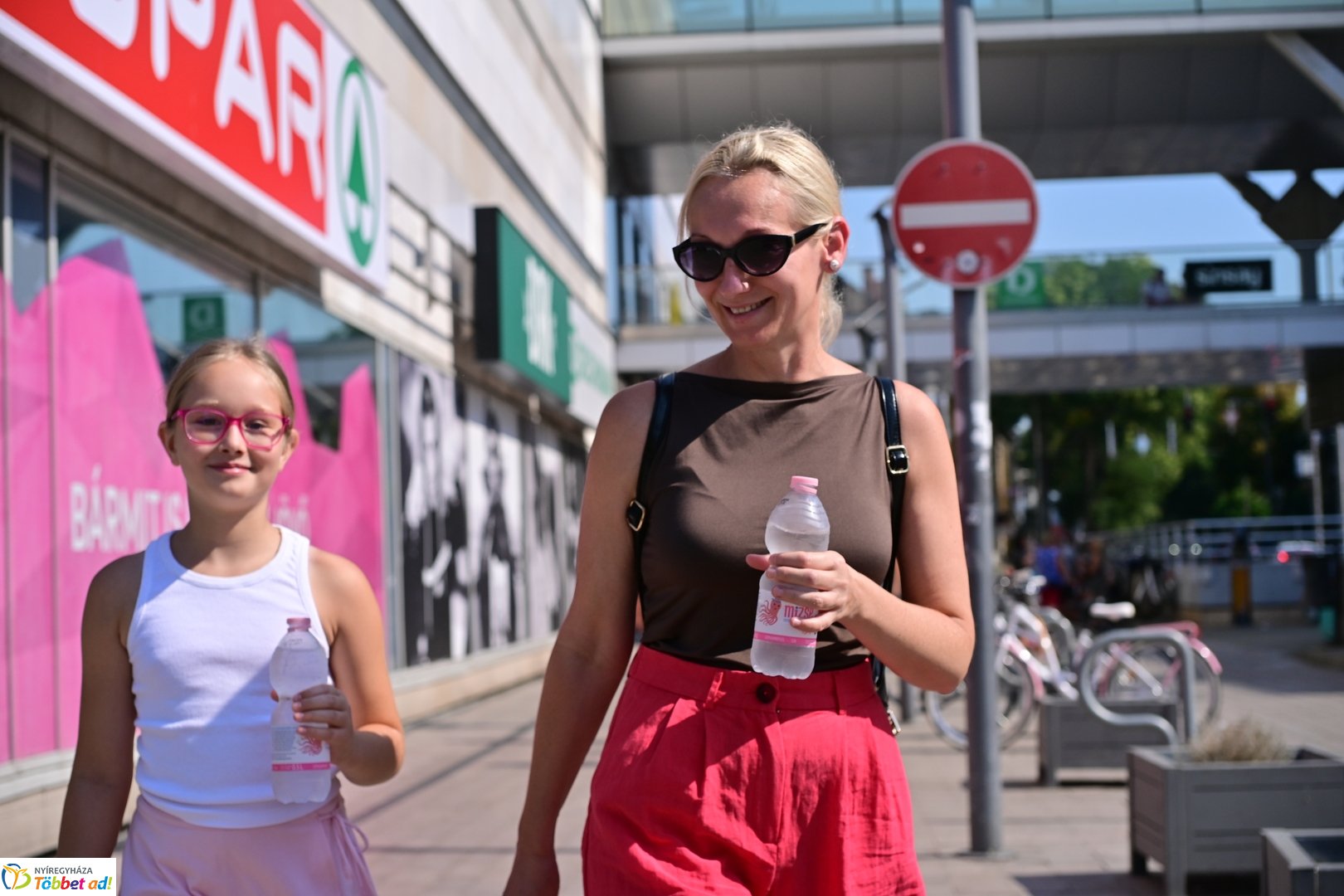 Ingyenes vízosztás a belvárosban 2026 augusztusában