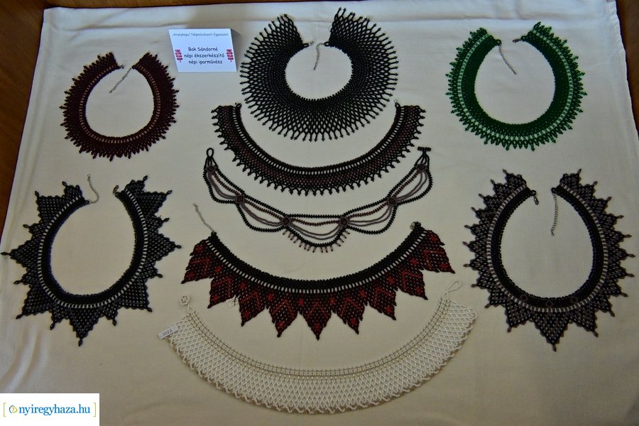 Iparművészek a könyvtárban 20240406