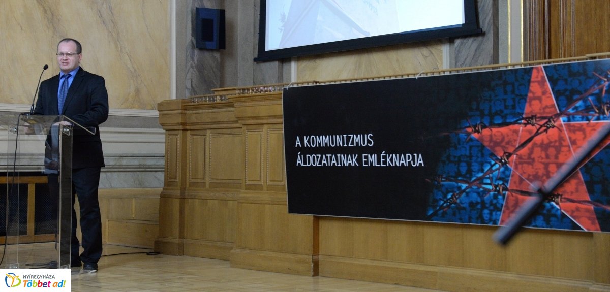 Irodalmi pályázat eredményhirdetése