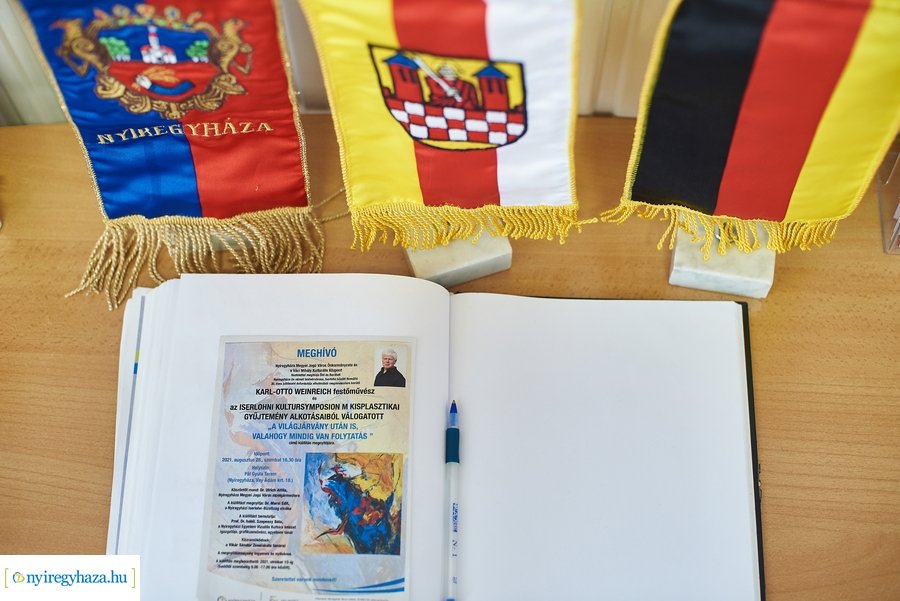 Iserlohni alkotások kiállítása a Pál Gyula teremben