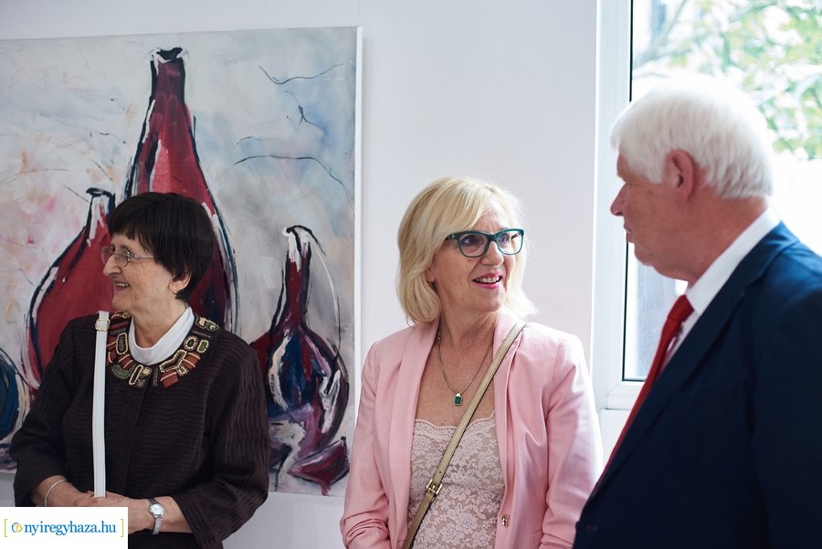 Iserlohni alkotások kiállítása a Pál Gyula teremben