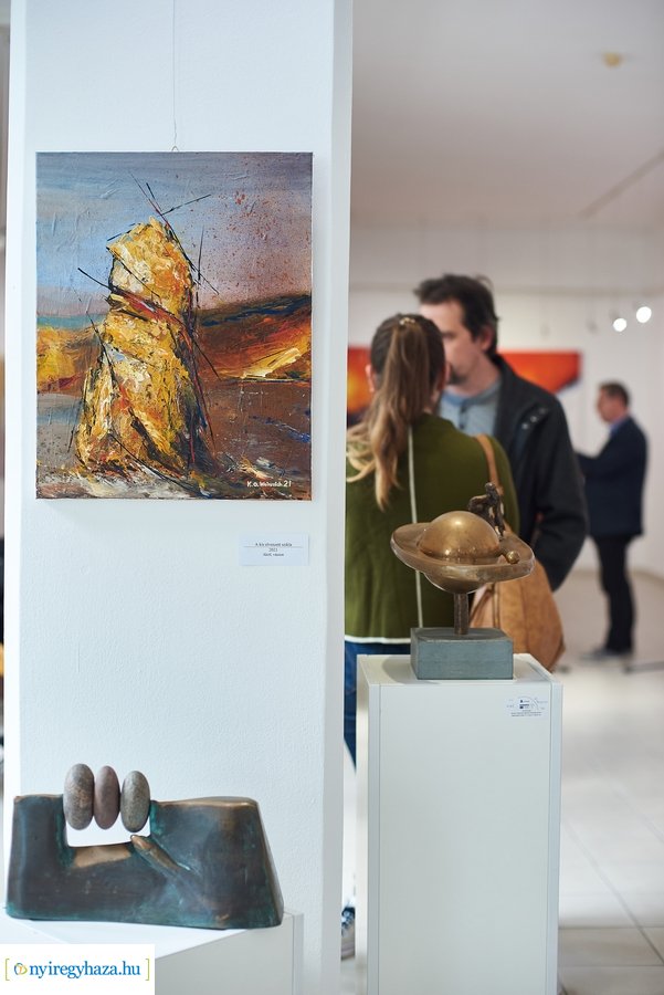 Iserlohni alkotások kiállítása a Pál Gyula teremben