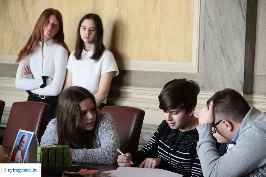 Iskolai vetélkedő a lengyel-magyar barátságról 2023