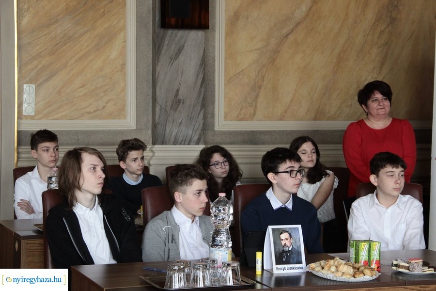 Iskolai vetélkedő a lengyel-magyar barátságról 2023