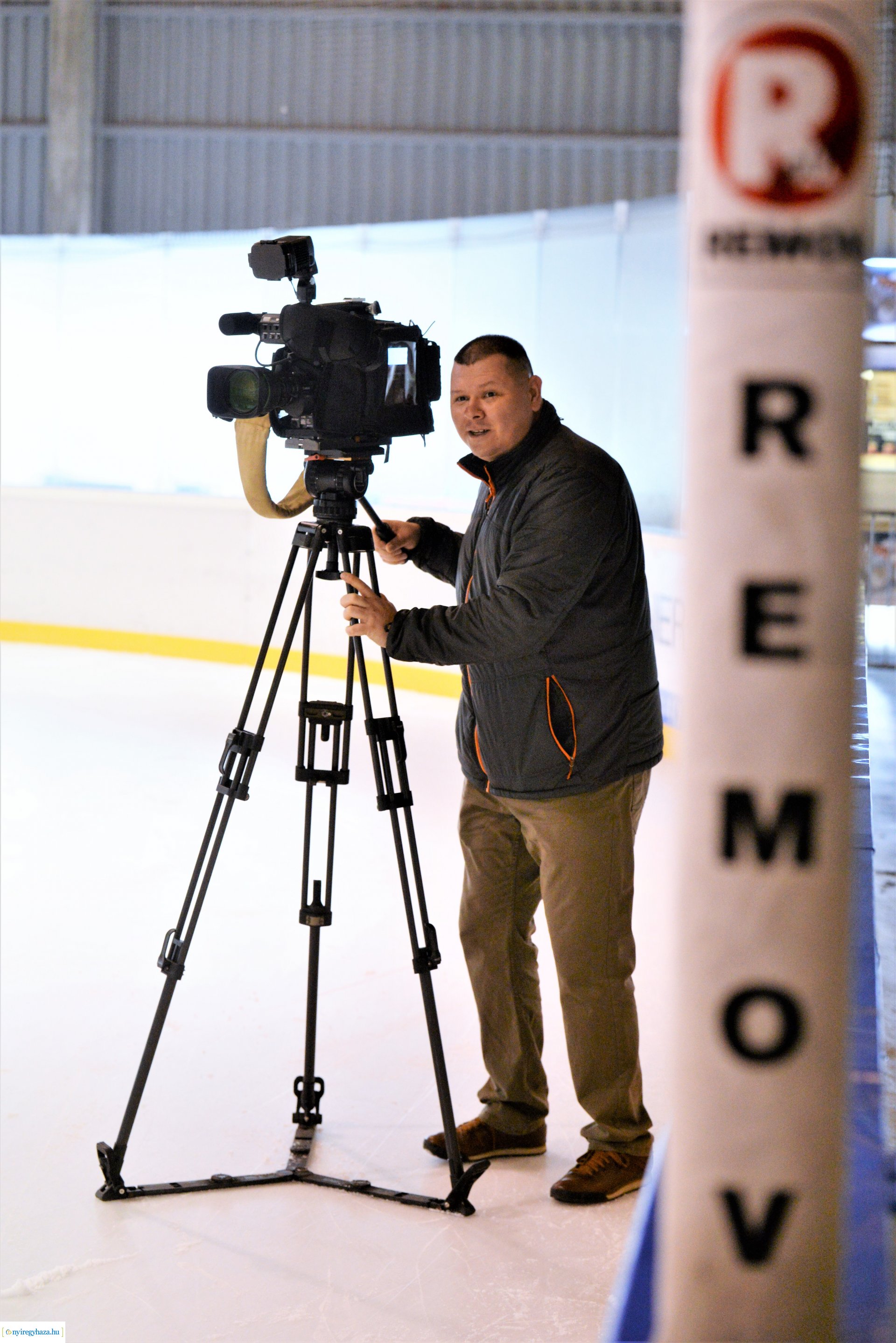 Iskolások jégtusa versenye