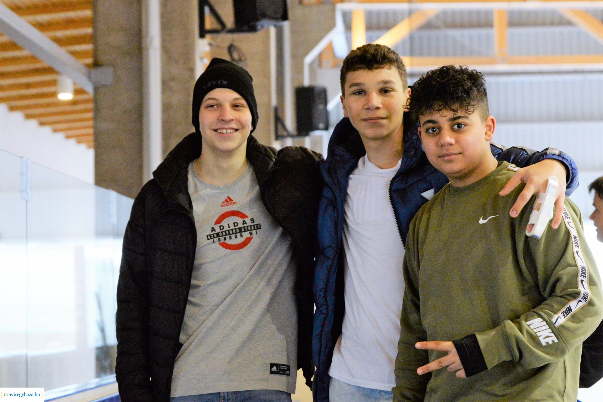 Iskolások jégtusa versenye